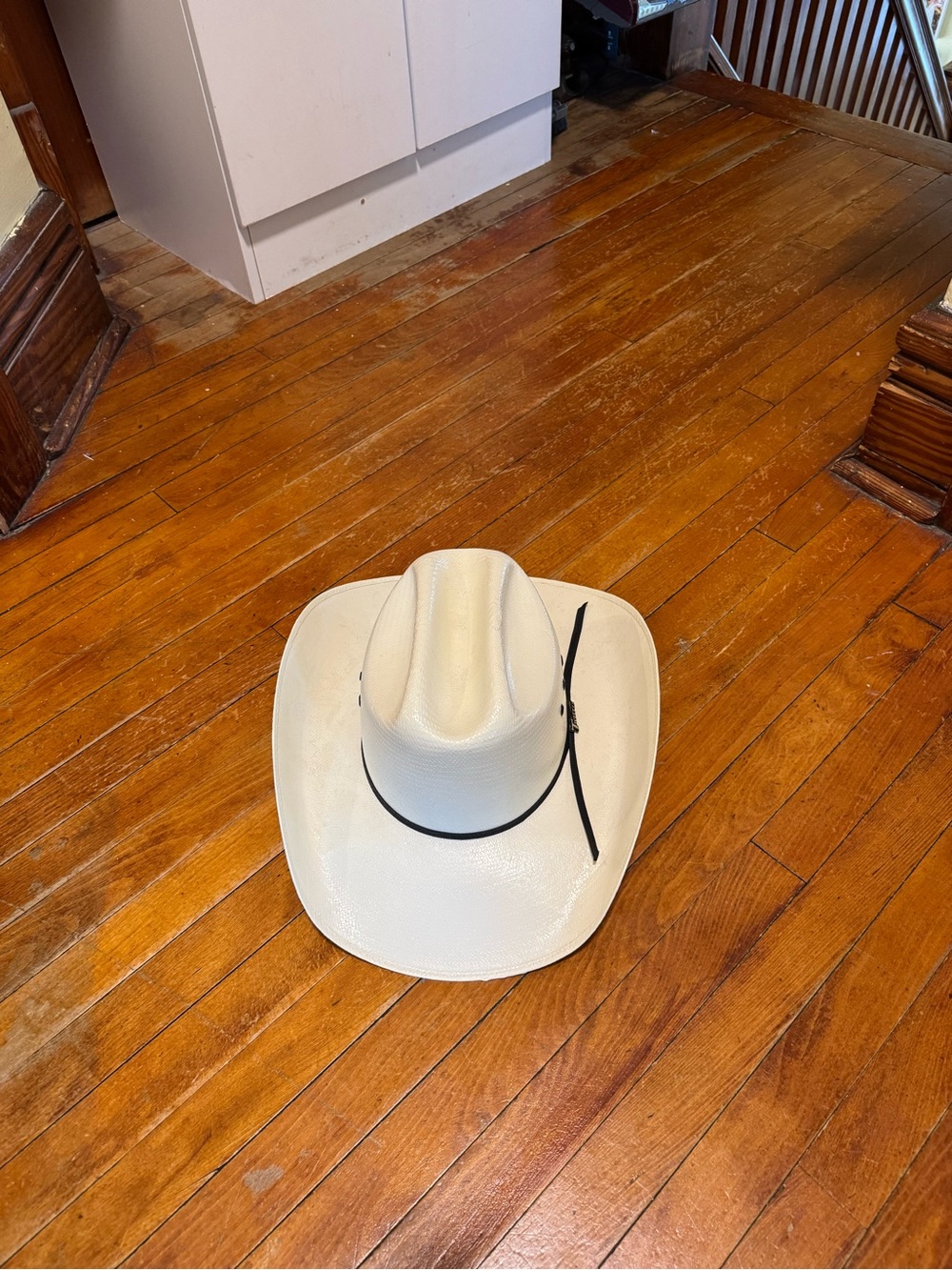 Classic twisters hats brand Straw Cowboy Hat with Black Band